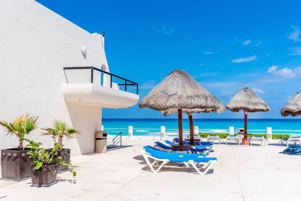 Villas Marlin By Andiani Travel Cancún Exteriör bild
