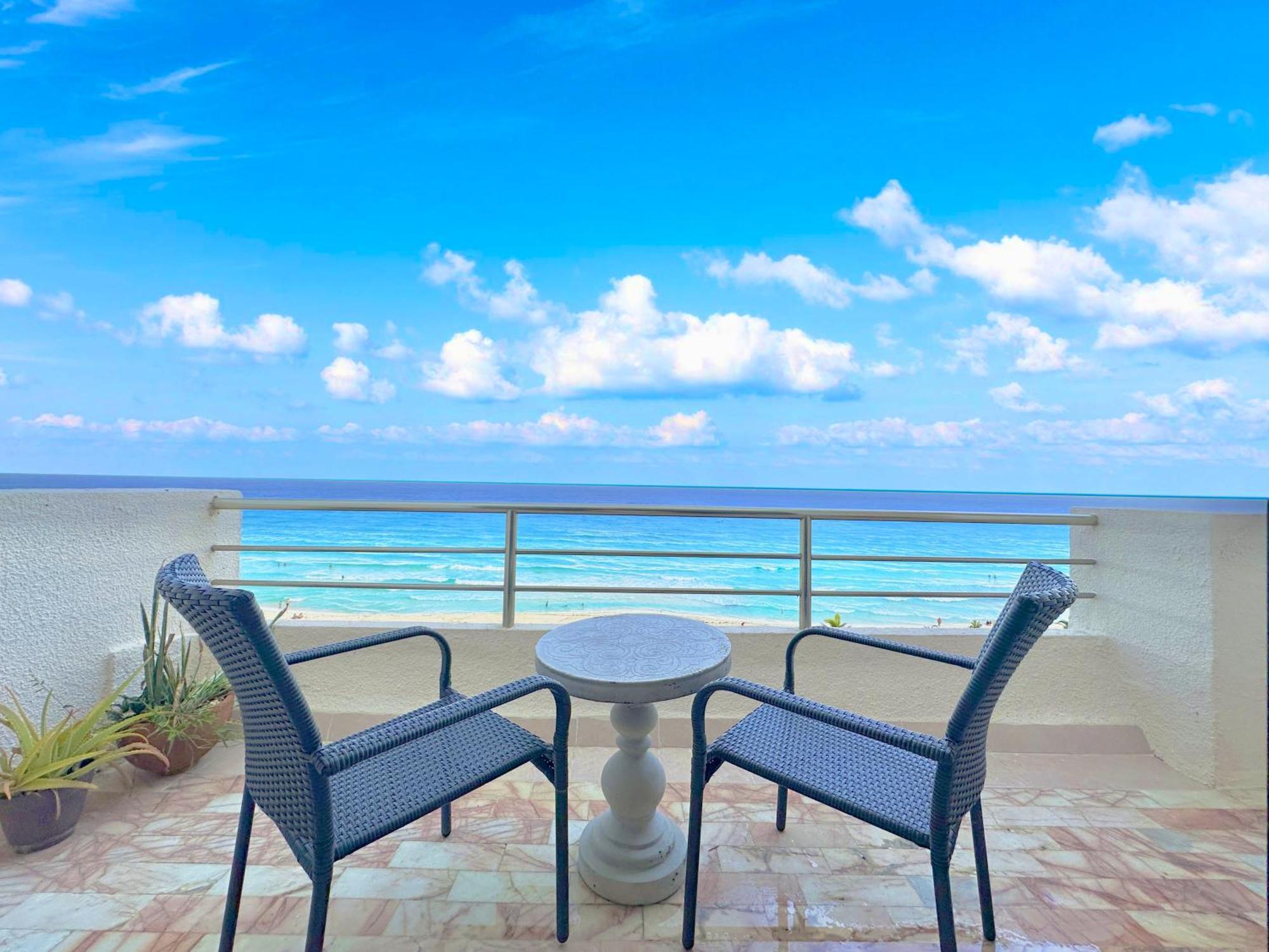 Villas Marlin By Andiani Travel Cancún Exteriör bild